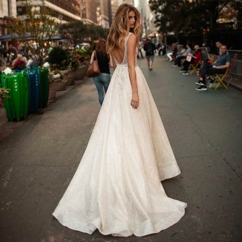 Berta Wedding or Event Dress, Evening Ball Gown, Style # 17-111, Size 2, Ivory
